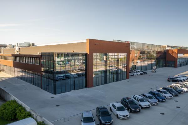 Prenájom showroomového priestoru 800 m² na Vajnorskej ulici v meste Bratislava