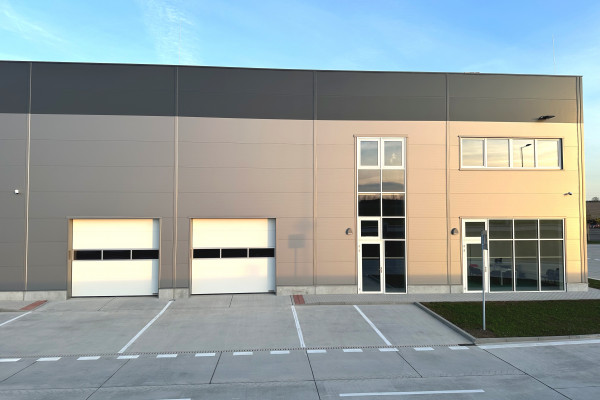 Prenájom priestoru Obchod, Sklad, Kancelária pod jednou strechou 470 m² s tepelnými čerpadlami v meste Nitra