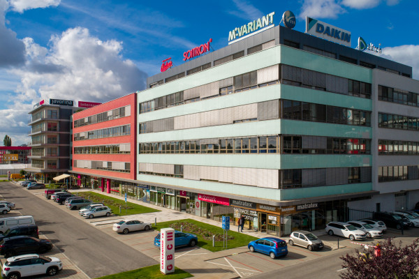 Prenájom moderných kancelárskych priestorov na Galvaniho ulici v meste Bratislava