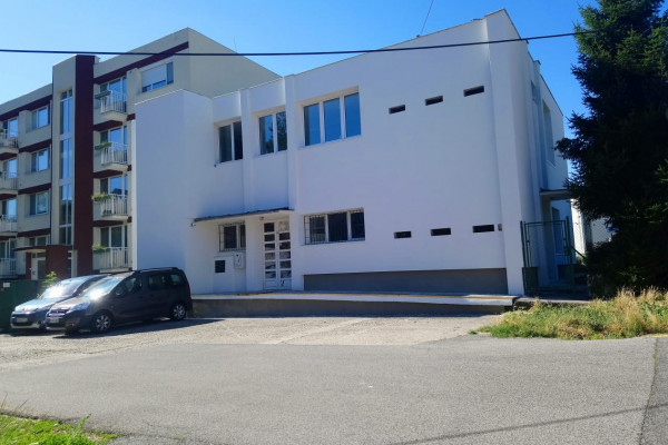 Objekt na predaj 332,5 m² pre účely podnikania v meste Bratislava, časť Vrakuňa