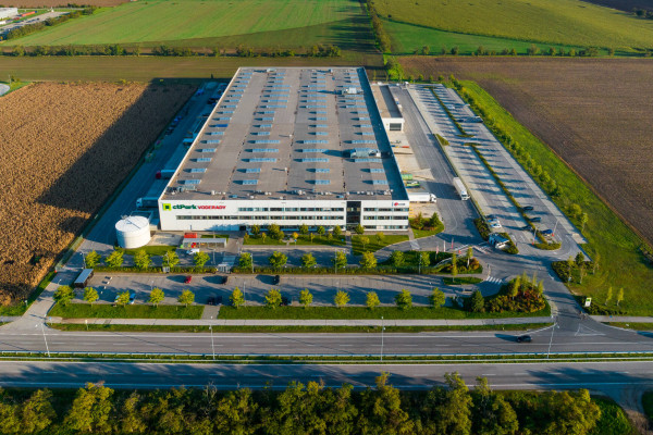 Prenájom skladových priestorov od 1650 m² vrátane kancelárií v blízkosti mesta Trnava