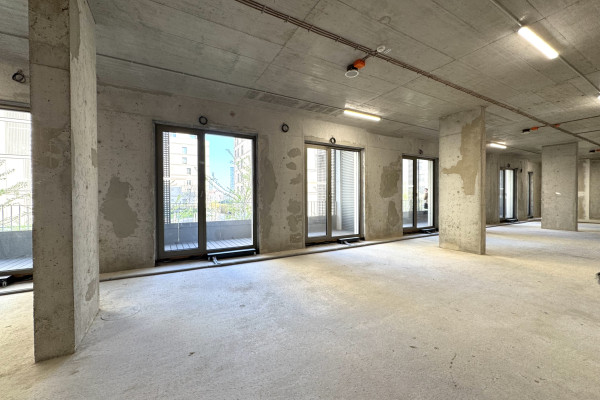 Predaj samostatného kancelárskeho priestoru 174,3 m² v úplne novej rezidenčnej budove na Račianskej ulici v meste Bratislava