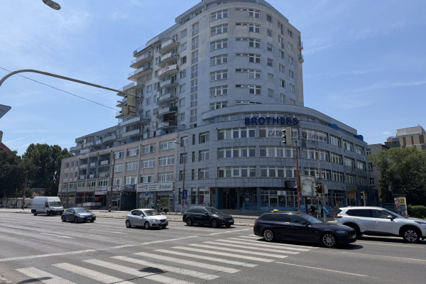 5-room non-residential space 180 m² for sale on Trnavská cesta Street in Bratislava