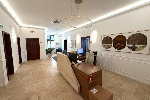 Kancelárske priestory 143 m² na prenájom v historickom centre mesta na Štefanovičovej ulici, Bratislava - Staré Mesto